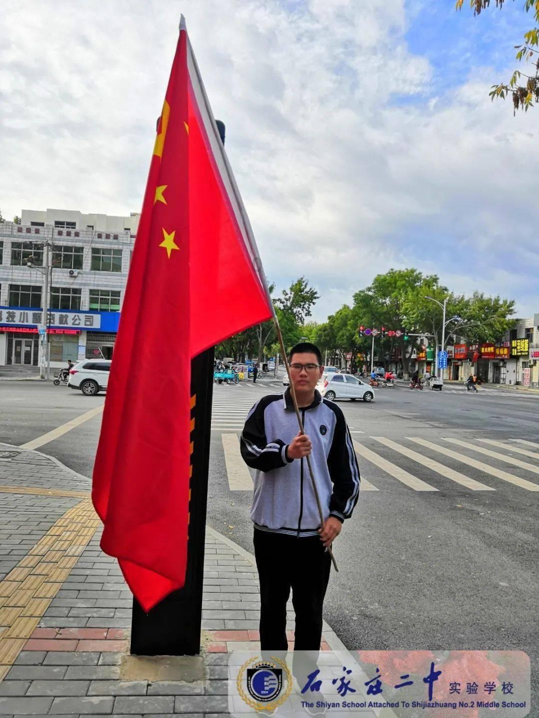 救援受困的长颈鹿